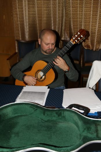 Гитарист Светланы Копыловой - Дмитрий Колтаков